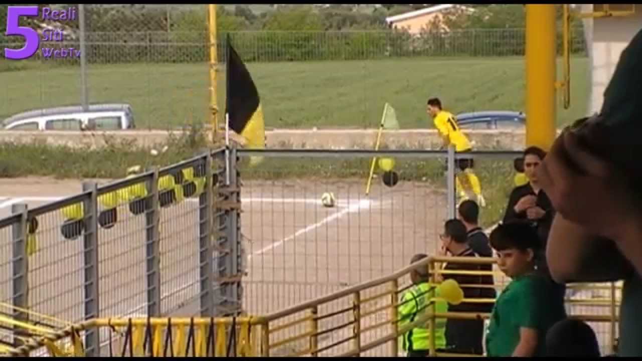 Multa al Castelluccio dei Sauri. Soggetto si presenta come presidente, non era vero!