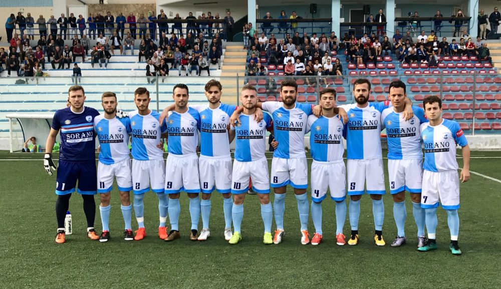 Manfredonia FC-Sport Lucera 2-0. Formazioni e cronaca. Al “Miramare” i “blues” non perdonano