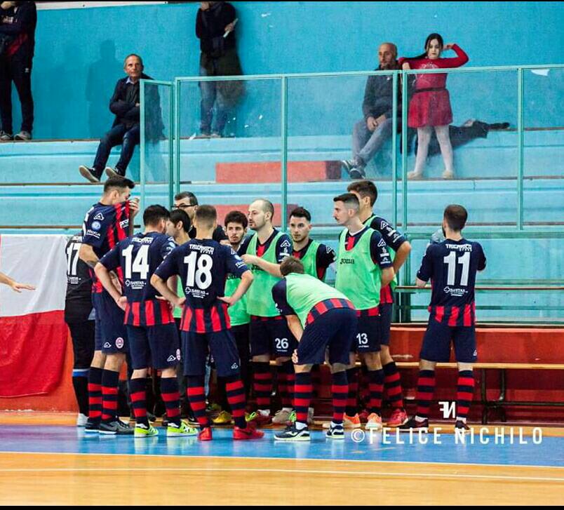 FUTSAL TORREMAGGIORE C/5 DI SERIE B GIA’ IN PALLA: 4-0 AL CUS FOGGIA