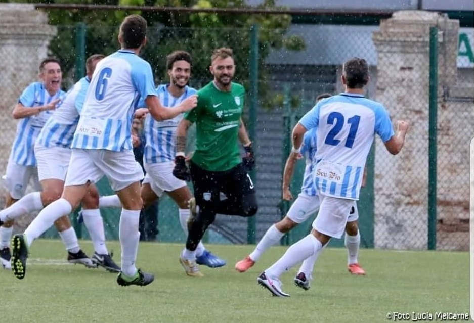 FRANCESCO LEUCI, PORTIERE DEL MANFREDONIA E LA SUA RETE AL 95′