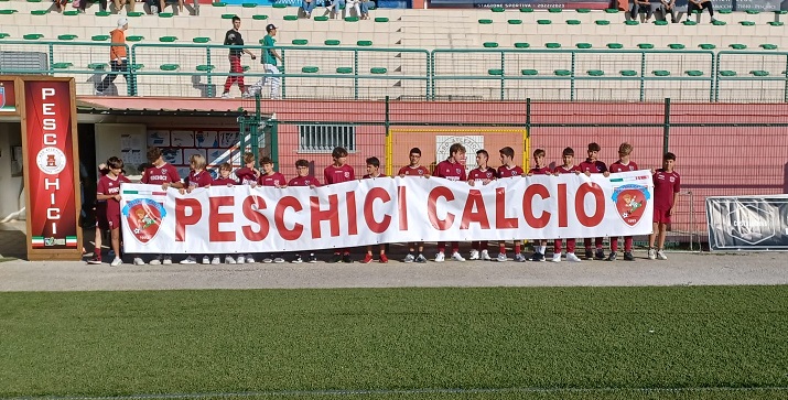 GIOVANISSIMI-PESCHICI: TENTANO DI AGGREDIRE L’ARBITRO. GARA SOSPESA E LUNGHE SQUALIFICHE