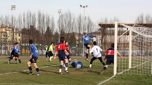 NEL CAMPIONATO FOGGIANO “ALLIEVI” SUCCEDE DI TUTTO: PUGNI, SPUTI E CALCI. QUANTE SQUALIFICA